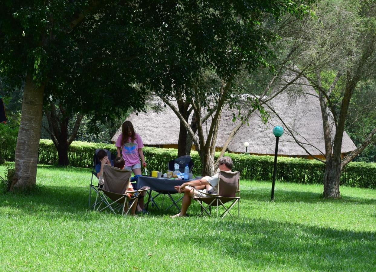 Kibale Guest Cottages Fort Portal Bagian luar foto