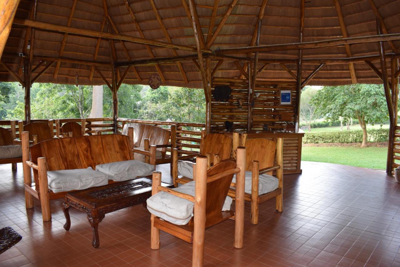 Kibale Guest Cottages Fort Portal Bagian luar foto