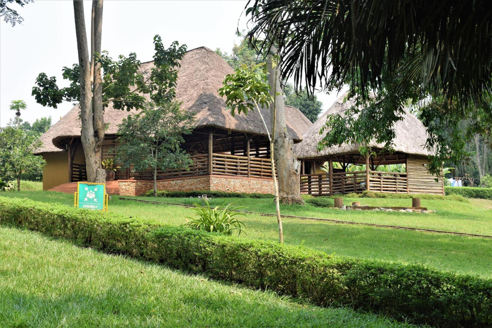 Kibale Guest Cottages Fort Portal Bagian luar foto