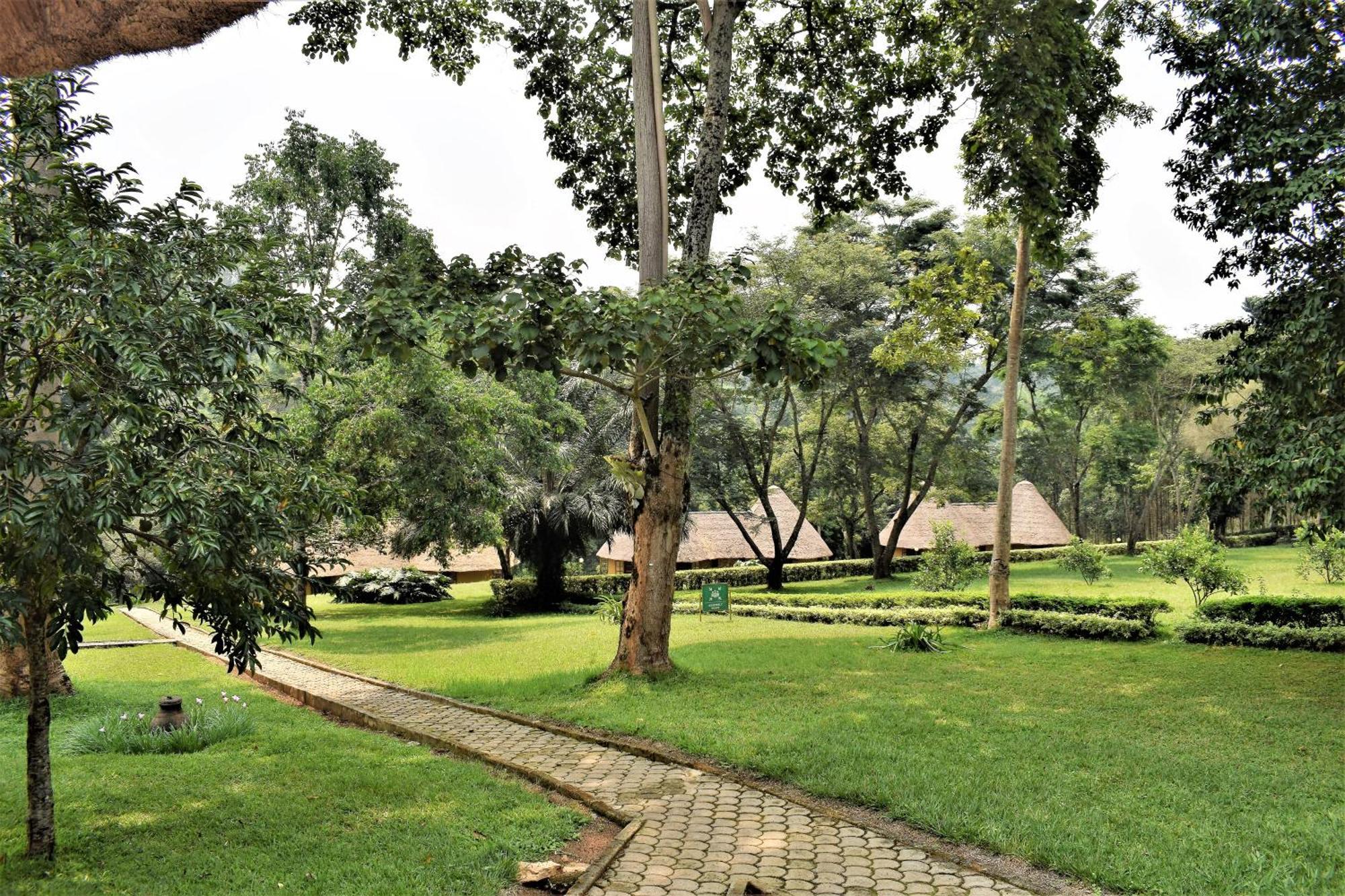 Kibale Guest Cottages Fort Portal Bagian luar foto